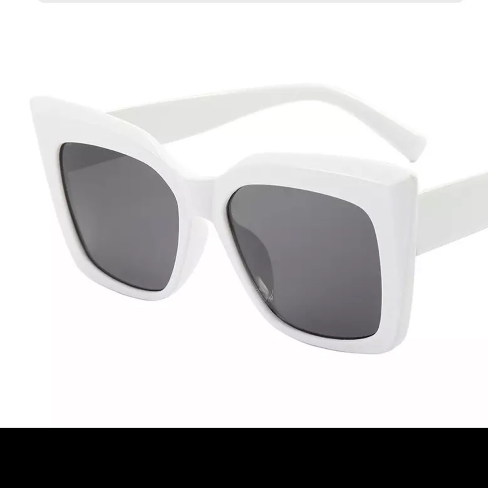 Large Cateye Fashion Sunglasses